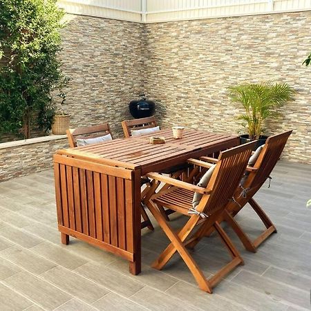 Vivenda Espacosa E Luminosa Villa Quelfes Ngoại thất bức ảnh