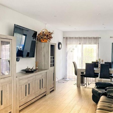Vivenda Espacosa E Luminosa Villa Quelfes Ngoại thất bức ảnh
