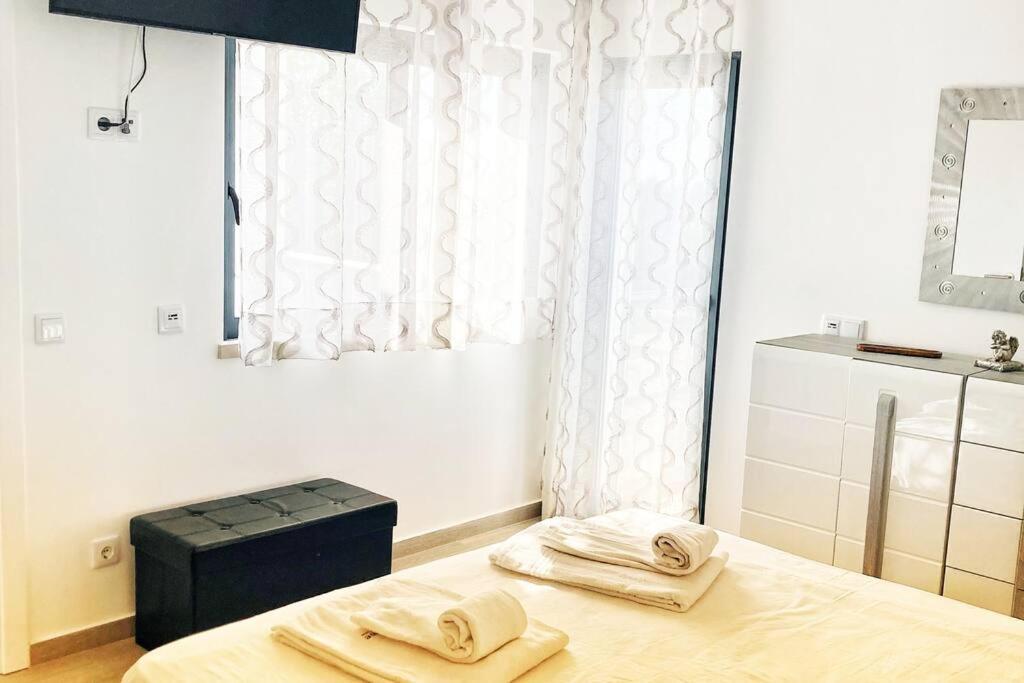 Vivenda Espacosa E Luminosa Villa Quelfes Ngoại thất bức ảnh