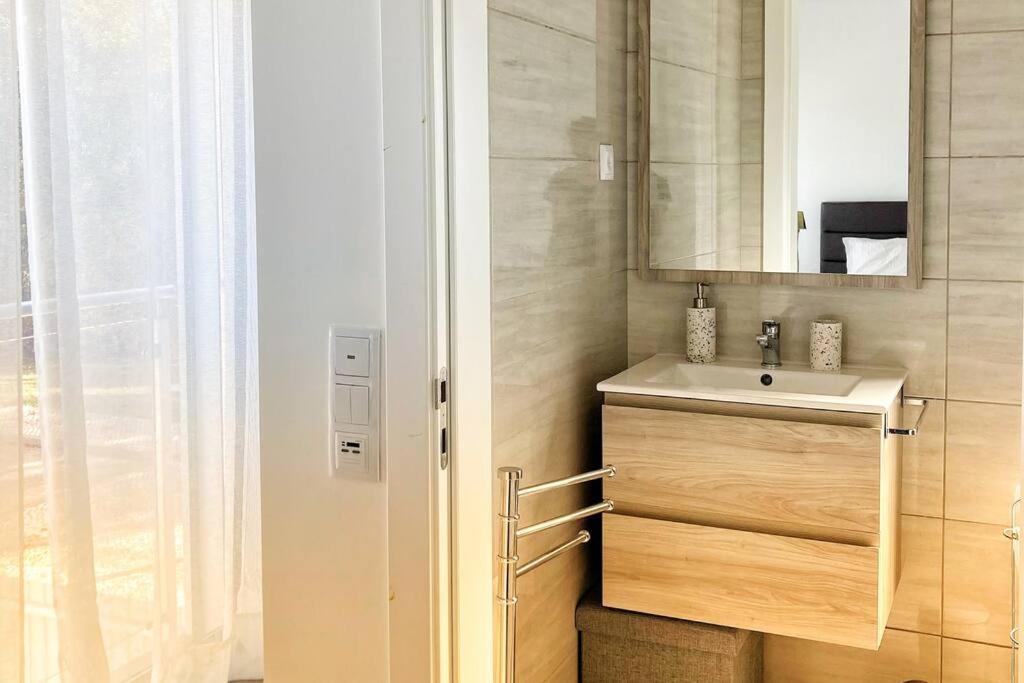 Vivenda Espacosa E Luminosa Villa Quelfes Ngoại thất bức ảnh