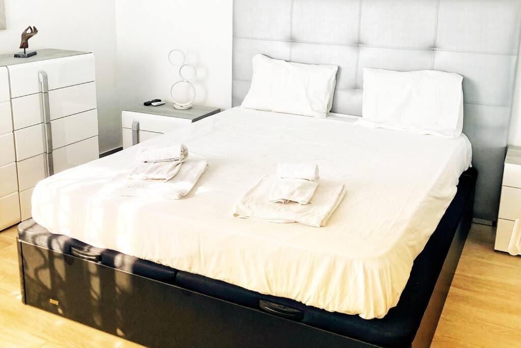 Vivenda Espacosa E Luminosa Villa Quelfes Ngoại thất bức ảnh