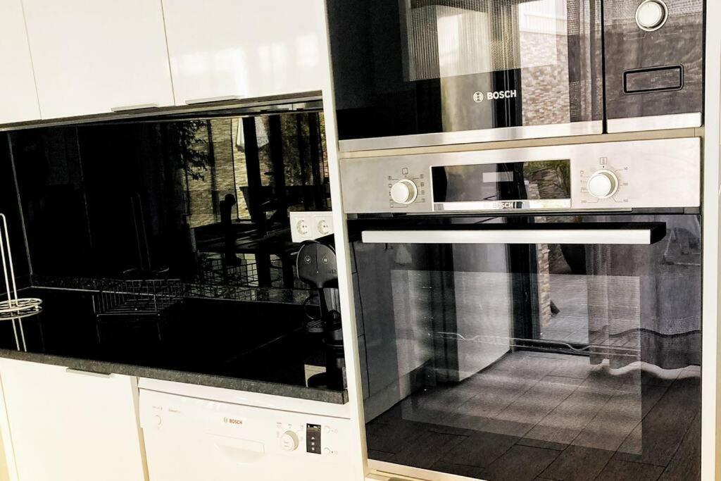 Vivenda Espacosa E Luminosa Villa Quelfes Ngoại thất bức ảnh