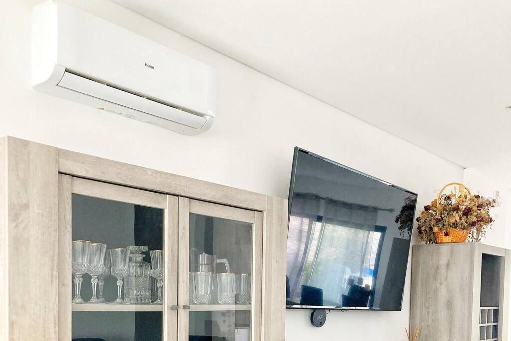 Vivenda Espacosa E Luminosa Villa Quelfes Ngoại thất bức ảnh