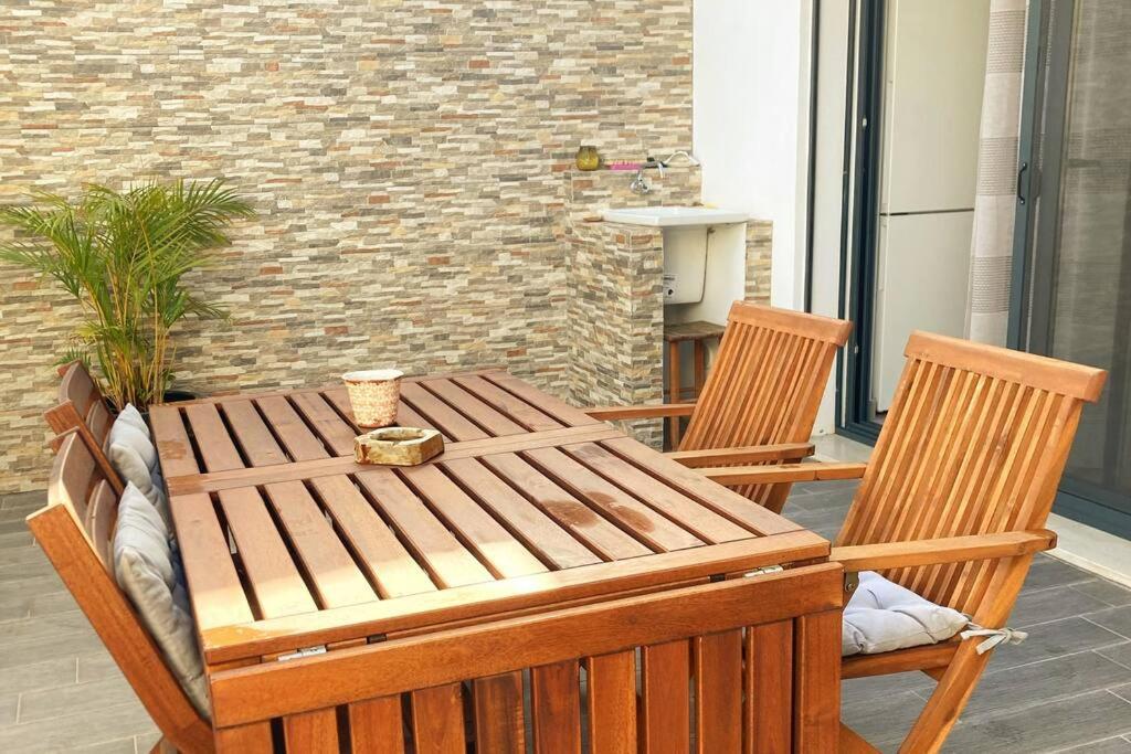 Vivenda Espacosa E Luminosa Villa Quelfes Ngoại thất bức ảnh